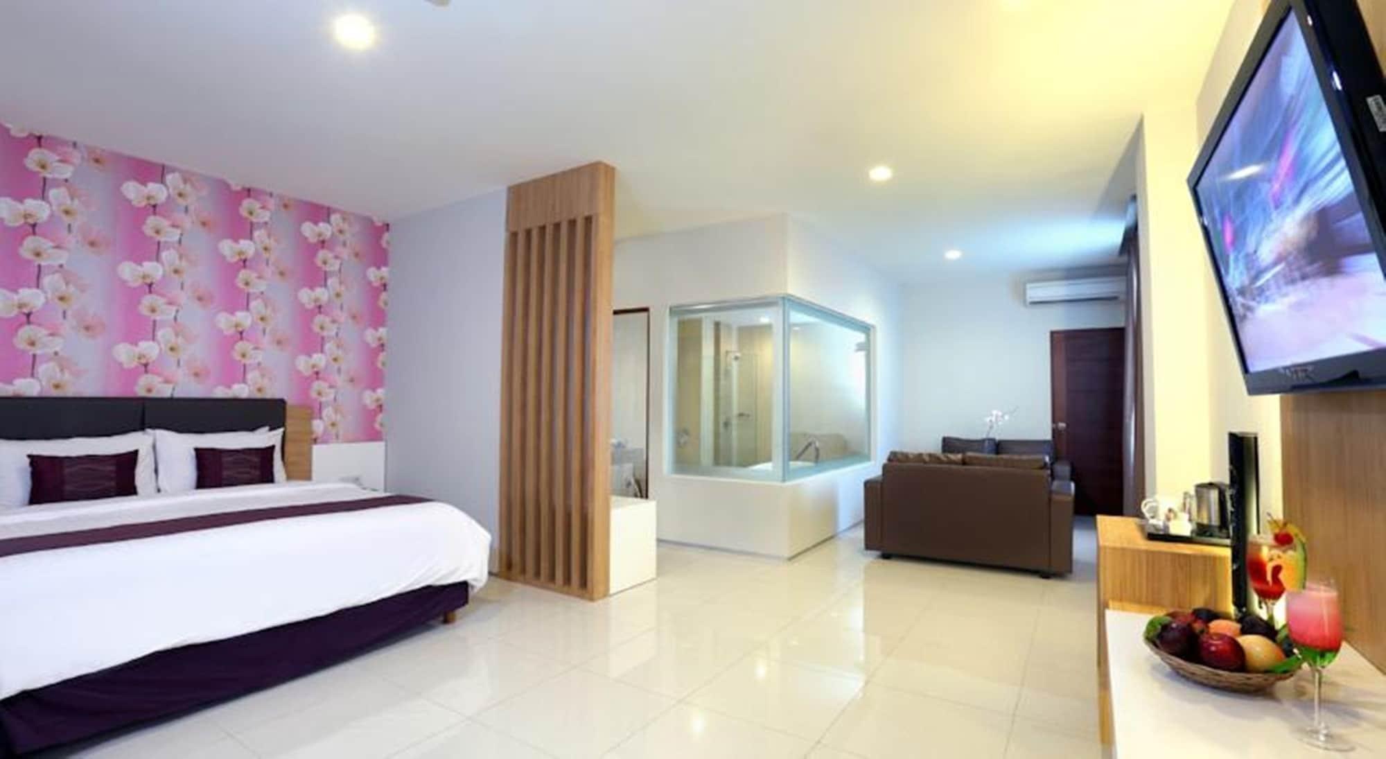Lombok Plaza Hotel&Convention Mataram Esterno foto