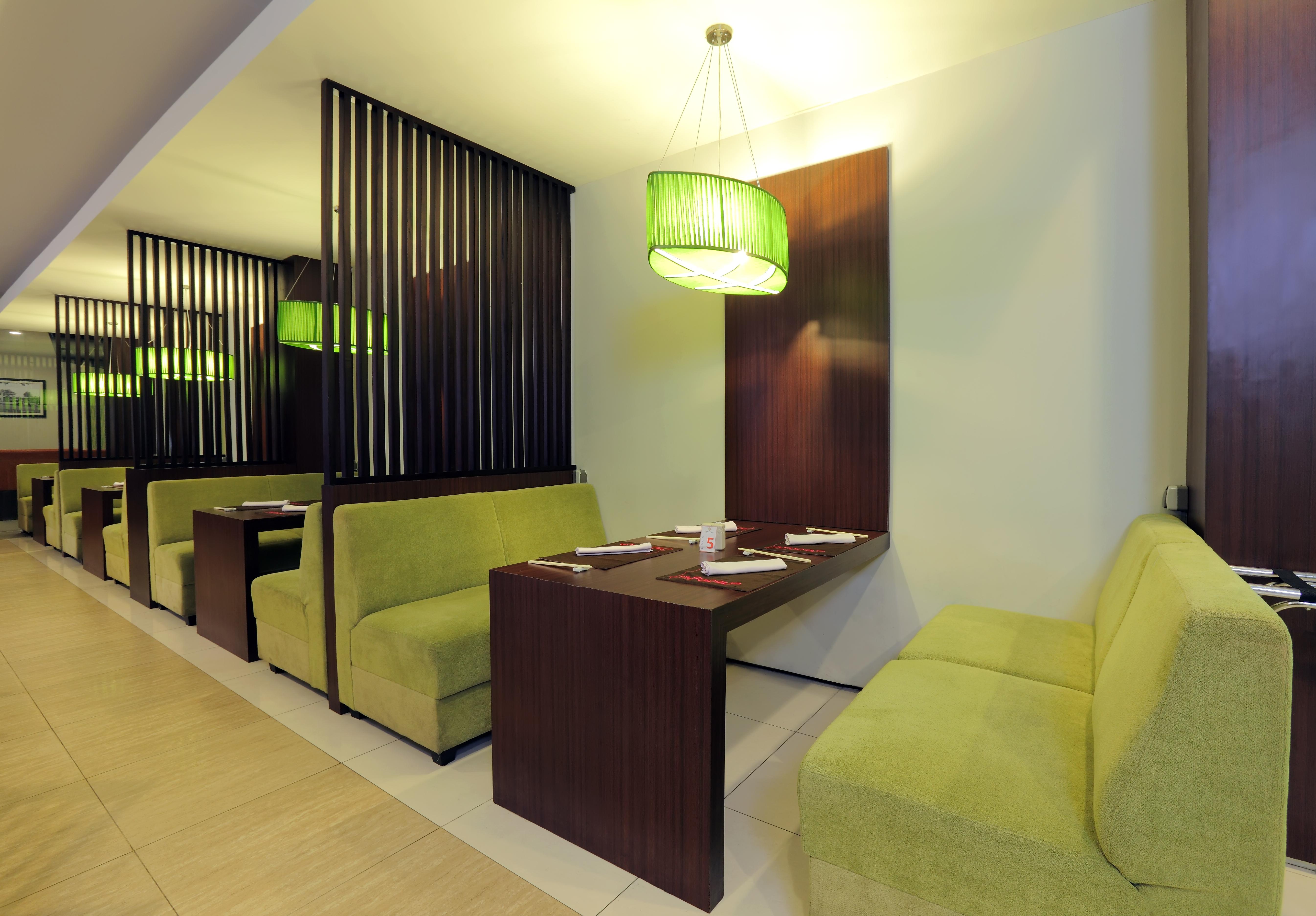 Lombok Plaza Hotel&Convention Mataram Esterno foto