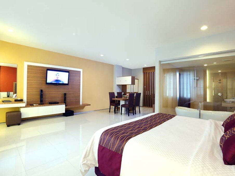 Lombok Plaza Hotel&Convention Mataram Esterno foto